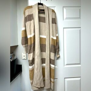 𝅺NEW York & Company long cardigan - small